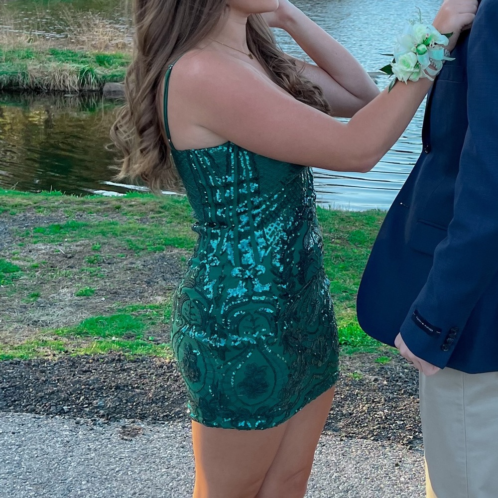 Lucy in the Sky Green Sparkle Semi-Formal Short Dress WORN ONCE - Picture 5 of 5